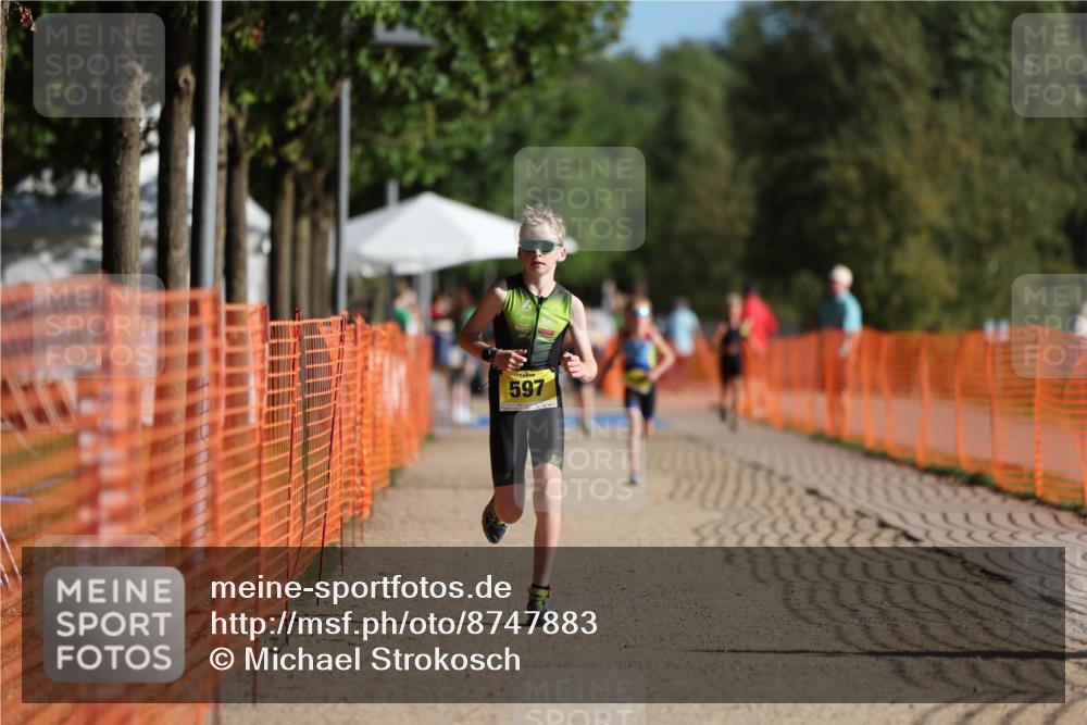 07.09.2025 - 19. Norderstedt Triathlon Michael Strokosch http://msf.ph/oto/8747883 07.09.2025 09:46:10 Laufen 597 meine-sportfotos.de