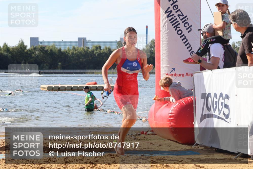 07.09.2025 - 19. Norderstedt Triathlon Luisa Fischer http://msf.ph/oto/8747917 07.09.2025 10:50:23 Schwimmen 1157, 1160, 1167, 1189, 1335 meine-sportfotos.de