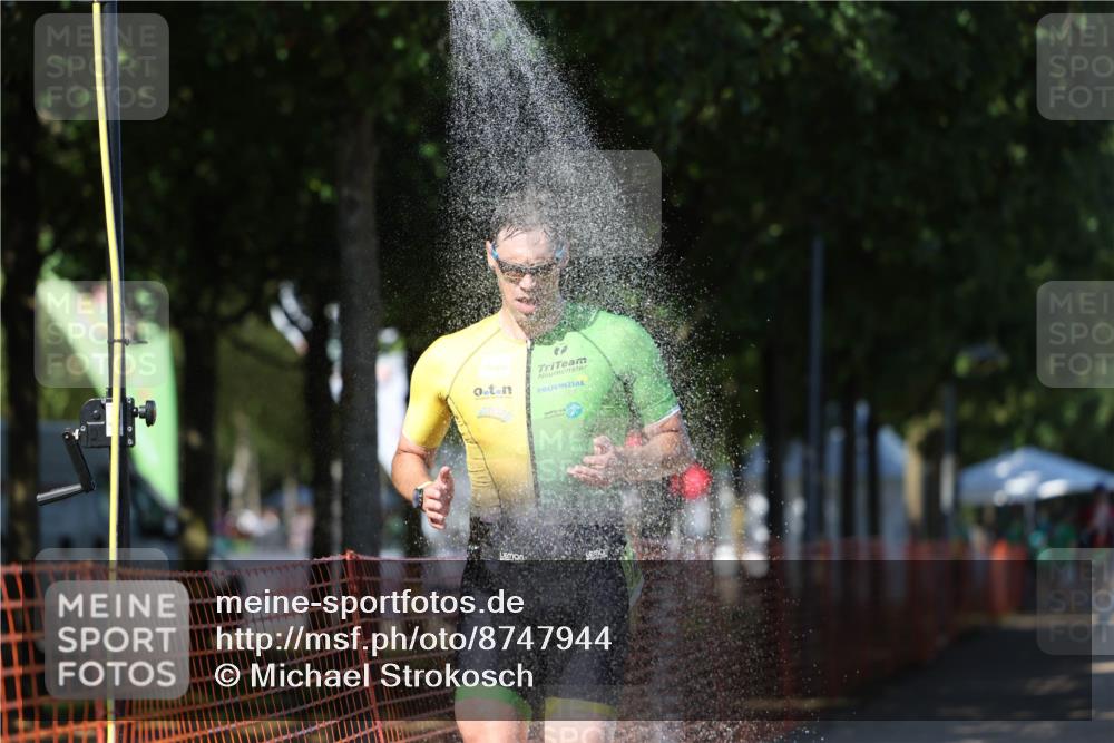 07.09.2025 - 19. Norderstedt Triathlon Michael Strokosch http://msf.ph/oto/8747944 07.09.2025 14:51:47 Laufen 394, 1028 meine-sportfotos.de