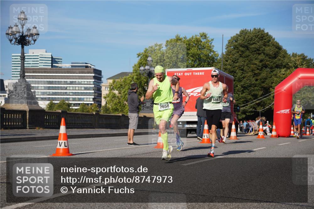 07.09.2025 - BARMER Alsterlauf Yannick Fuchs http://msf.ph/oto/8747973 07.09.2025 09:32:51 Laufen 2658, 1, 5863, 5057 meine-sportfotos.de