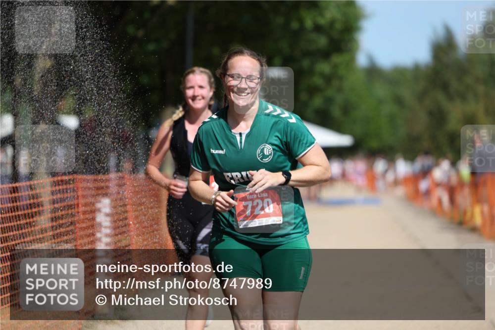 07.09.2025 - 19. Norderstedt Triathlon Michael Strokosch http://msf.ph/oto/8747989 07.09.2025 12:38:34 Laufen 720, 1224 meine-sportfotos.de