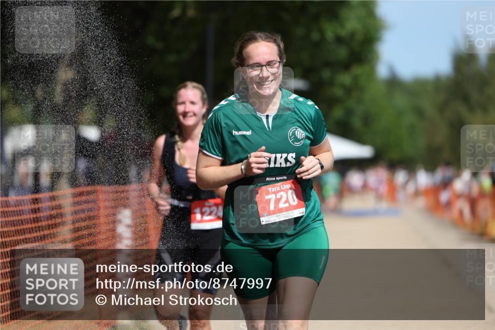 07.09.2025 - 19. Norderstedt Triathlon Michael Strokosch http://msf.ph/oto/8747997 07.09.2025 12:38:34 Laufen 720, 1224 meine-sportfotos.de