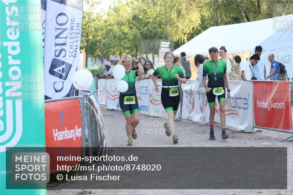 07.09.2025 - 19. Norderstedt Triathlon Luisa Fischer http://msf.ph/oto/8748020 07.09.2025 17:38:27 Ziel 466 meine-sportfotos.de