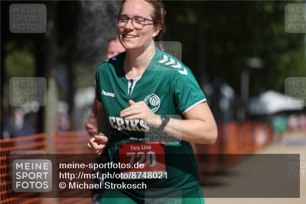 07.09.2025 - 19. Norderstedt Triathlon Michael Strokosch http://msf.ph/oto/8748021 07.09.2025 12:38:35 Laufen 720, 1224 meine-sportfotos.de