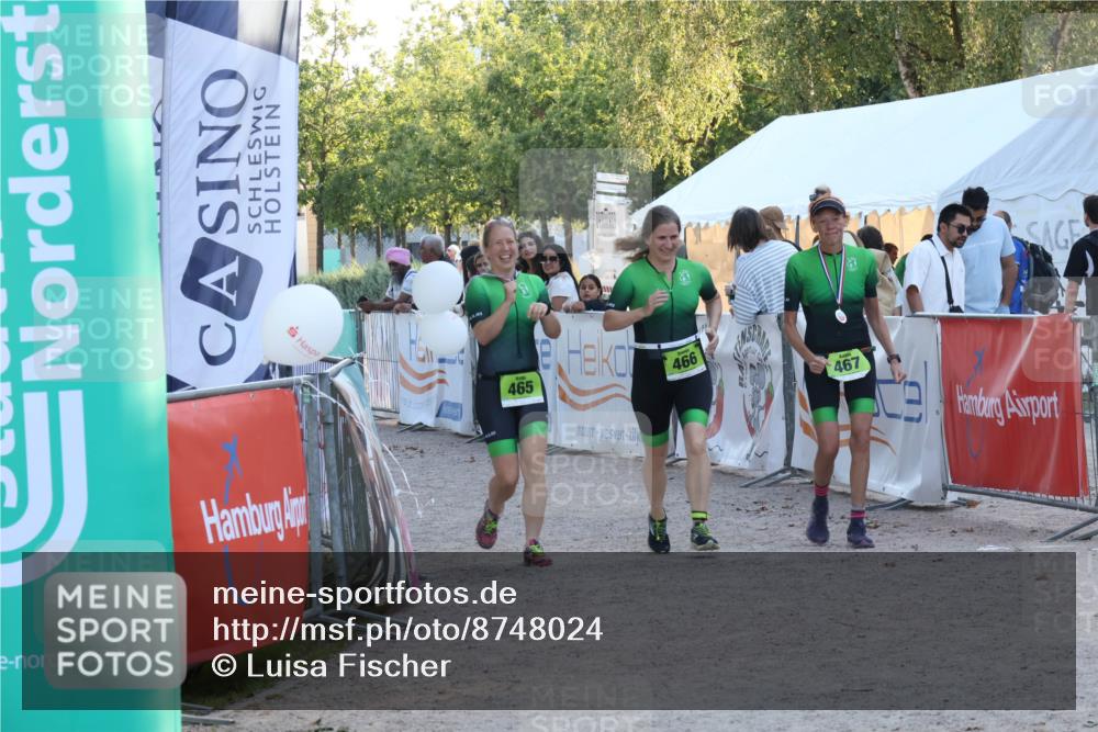 07.09.2025 - 19. Norderstedt Triathlon Luisa Fischer http://msf.ph/oto/8748024 07.09.2025 17:38:27 Ziel 466 meine-sportfotos.de