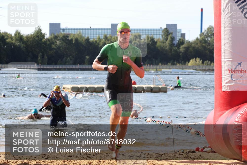 07.09.2025 - 19. Norderstedt Triathlon Luisa Fischer http://msf.ph/oto/8748032 07.09.2025 10:50:52 Schwimmen 749, 1173 meine-sportfotos.de