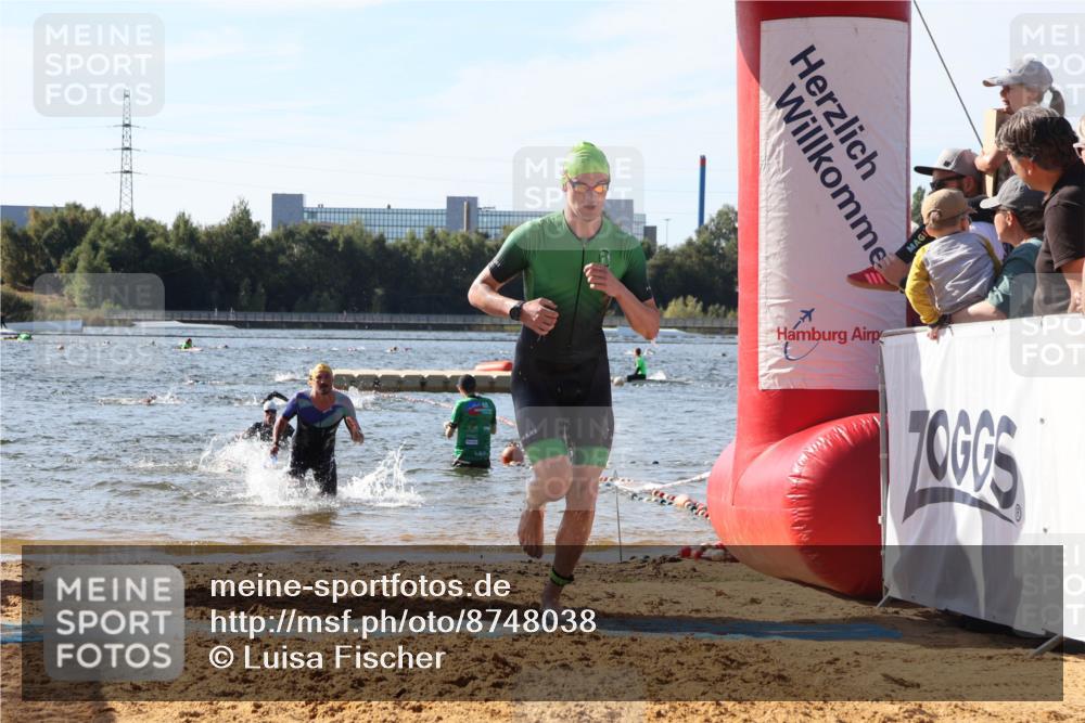 07.09.2025 - 19. Norderstedt Triathlon Luisa Fischer http://msf.ph/oto/8748038 07.09.2025 10:50:52 Schwimmen 749, 1173 meine-sportfotos.de