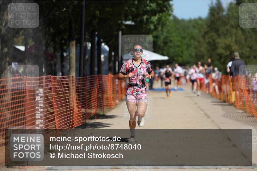 07.09.2025 - 19. Norderstedt Triathlon Michael Strokosch http://msf.ph/oto/8748040 07.09.2025 12:38:50 Laufen 195 meine-sportfotos.de