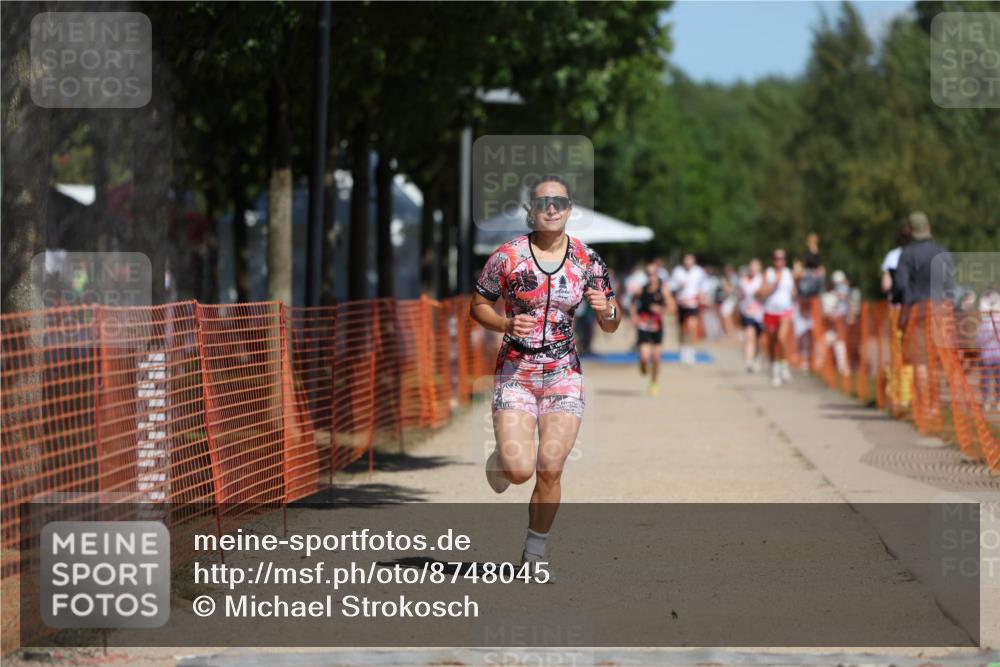07.09.2025 - 19. Norderstedt Triathlon Michael Strokosch http://msf.ph/oto/8748045 07.09.2025 12:38:50 Laufen 195 meine-sportfotos.de