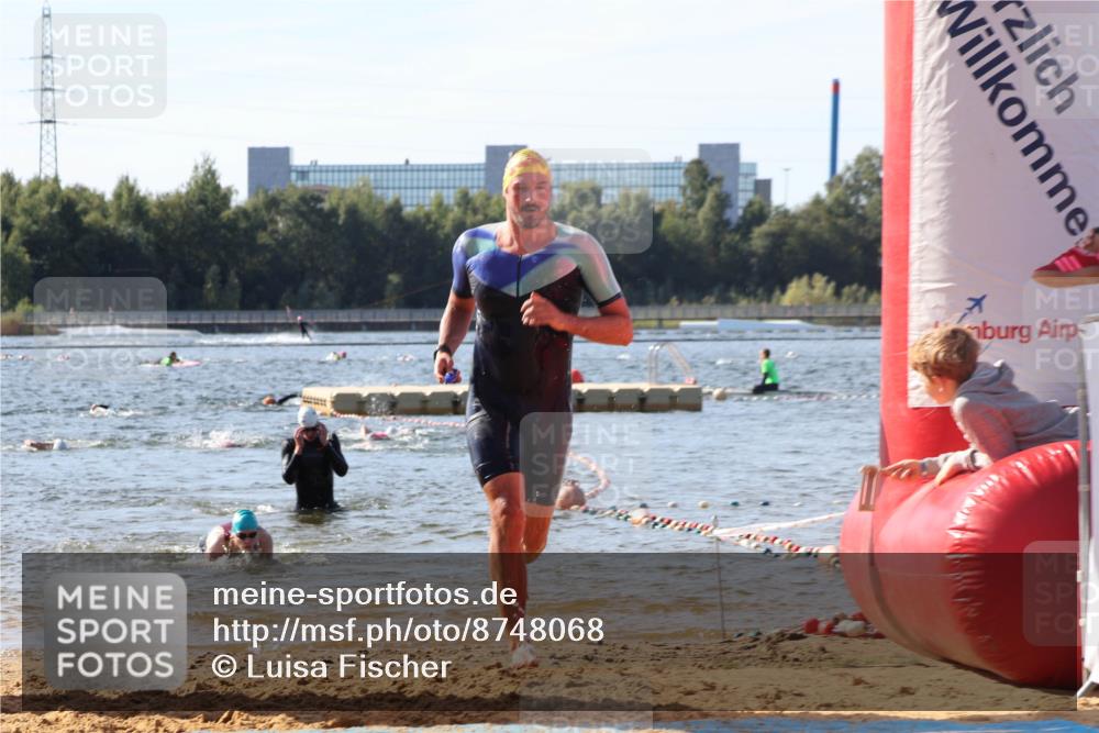 07.09.2025 - 19. Norderstedt Triathlon Luisa Fischer http://msf.ph/oto/8748068 07.09.2025 10:50:55 Schwimmen 749, 1173 meine-sportfotos.de