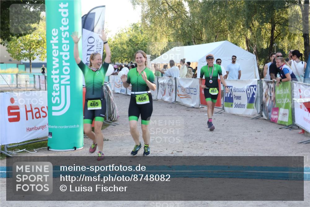 07.09.2025 - 19. Norderstedt Triathlon Luisa Fischer http://msf.ph/oto/8748082 07.09.2025 17:38:31 Ziel 466 meine-sportfotos.de