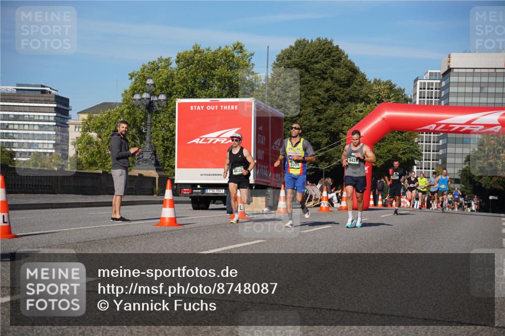 07.09.2025 - BARMER Alsterlauf Yannick Fuchs http://msf.ph/oto/8748087 07.09.2025 09:32:54 Laufen 4639, 1, 2309, 8437, 5931 meine-sportfotos.de