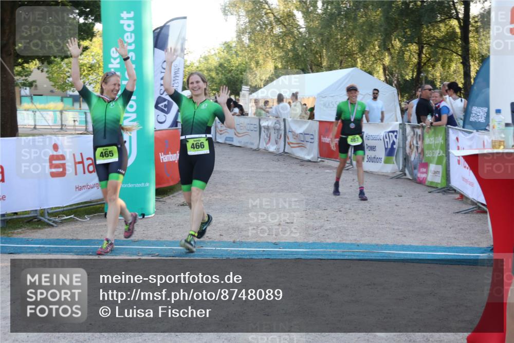 07.09.2025 - 19. Norderstedt Triathlon Luisa Fischer http://msf.ph/oto/8748089 07.09.2025 17:38:31 Ziel 466 meine-sportfotos.de