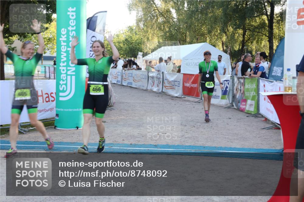 07.09.2025 - 19. Norderstedt Triathlon Luisa Fischer http://msf.ph/oto/8748092 07.09.2025 17:38:32 Ziel 466 meine-sportfotos.de