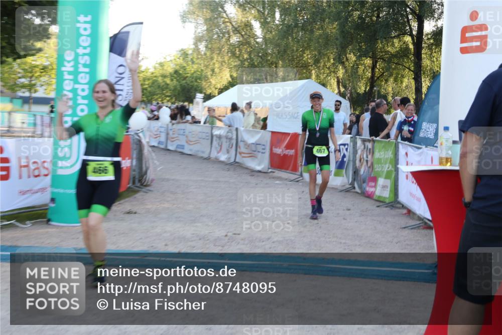 07.09.2025 - 19. Norderstedt Triathlon Luisa Fischer http://msf.ph/oto/8748095 07.09.2025 17:38:32 Ziel 466 meine-sportfotos.de