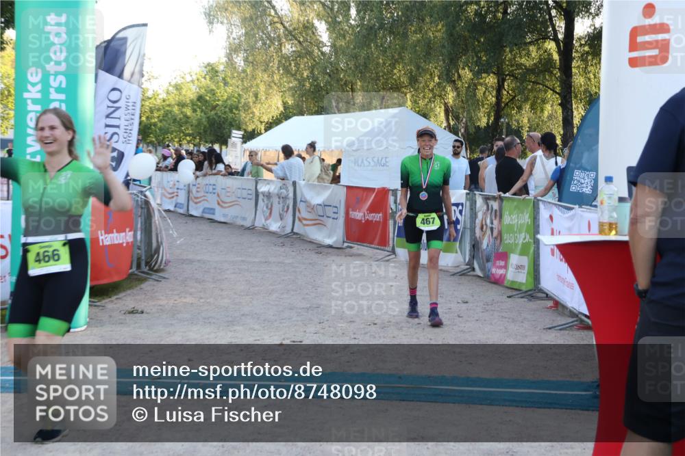 07.09.2025 - 19. Norderstedt Triathlon Luisa Fischer http://msf.ph/oto/8748098 07.09.2025 17:38:32 Ziel 466 meine-sportfotos.de