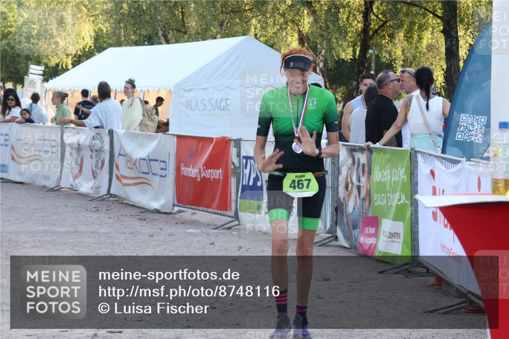 07.09.2025 - 19. Norderstedt Triathlon Luisa Fischer http://msf.ph/oto/8748116 07.09.2025 17:38:34 Ziel 466, 924 meine-sportfotos.de