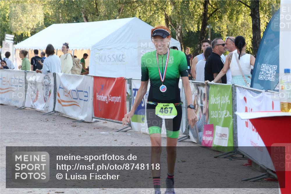 07.09.2025 - 19. Norderstedt Triathlon Luisa Fischer http://msf.ph/oto/8748118 07.09.2025 17:38:34 Ziel 466, 924 meine-sportfotos.de