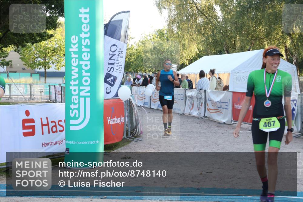 07.09.2025 - 19. Norderstedt Triathlon Luisa Fischer http://msf.ph/oto/8748140 07.09.2025 17:38:35 Ziel 466, 924 meine-sportfotos.de