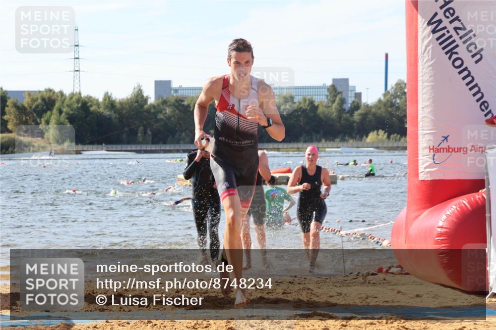 07.09.2025 - 19. Norderstedt Triathlon Luisa Fischer http://msf.ph/oto/8748234 07.09.2025 10:51:25 Schwimmen 821, 1166, 1174, 1208, 1341 meine-sportfotos.de