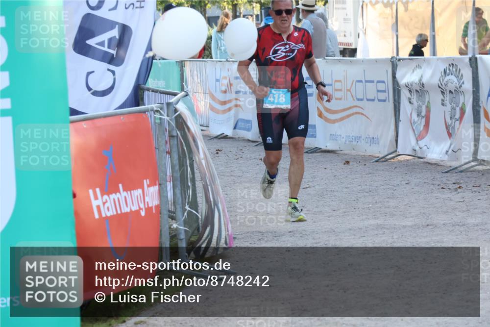07.09.2025 - 19. Norderstedt Triathlon Luisa Fischer http://msf.ph/oto/8748242 07.09.2025 17:42:54 Ziel 418 meine-sportfotos.de