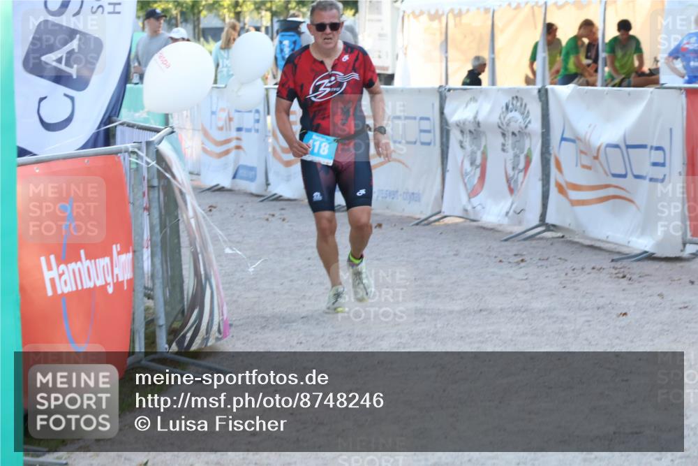 07.09.2025 - 19. Norderstedt Triathlon Luisa Fischer http://msf.ph/oto/8748246 07.09.2025 17:42:55 Ziel 418 meine-sportfotos.de