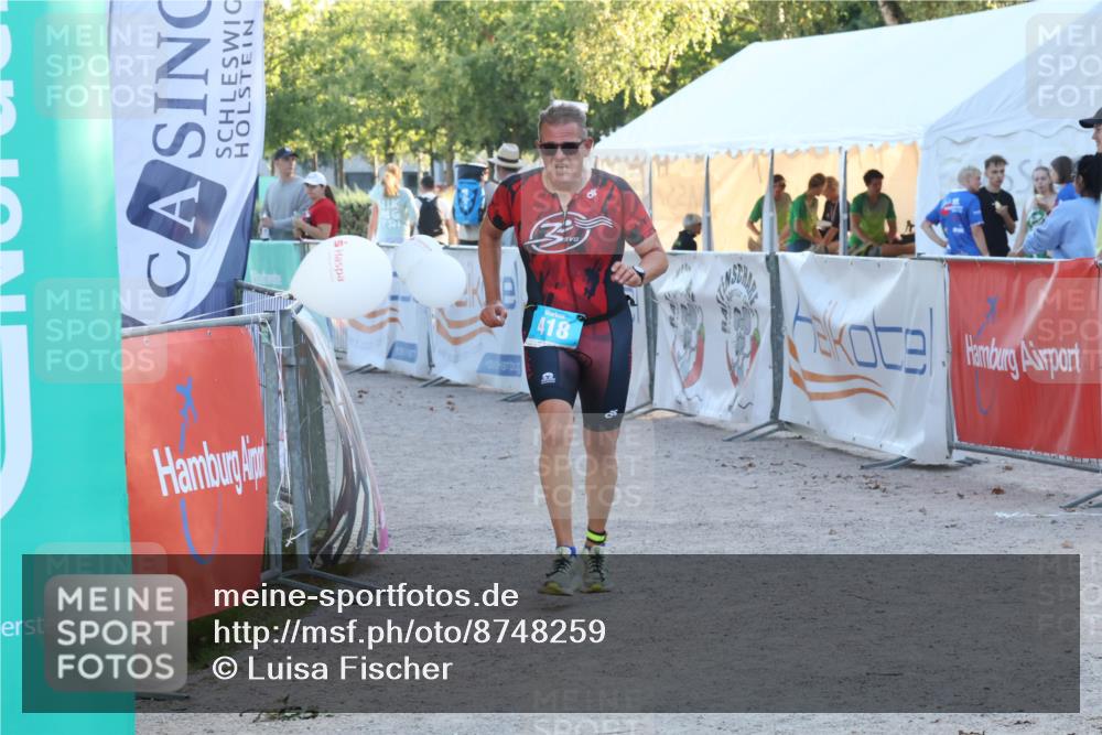 07.09.2025 - 19. Norderstedt Triathlon Luisa Fischer http://msf.ph/oto/8748259 07.09.2025 17:42:56 Ziel 418 meine-sportfotos.de