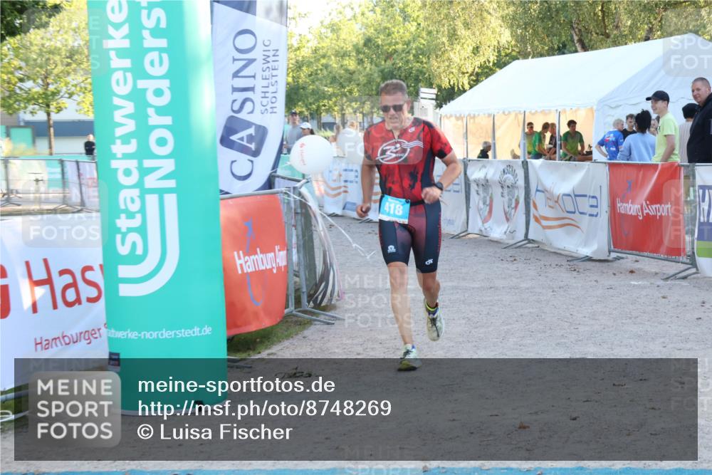 07.09.2025 - 19. Norderstedt Triathlon Luisa Fischer http://msf.ph/oto/8748269 07.09.2025 17:42:57 Ziel 418 meine-sportfotos.de
