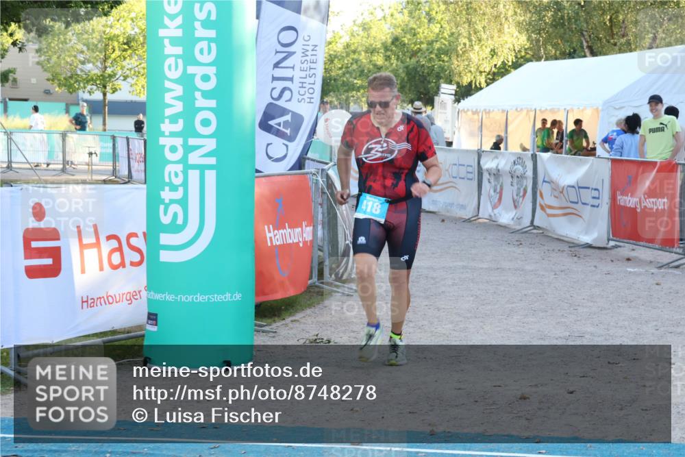 07.09.2025 - 19. Norderstedt Triathlon Luisa Fischer http://msf.ph/oto/8748278 07.09.2025 17:42:57 Ziel 418 meine-sportfotos.de