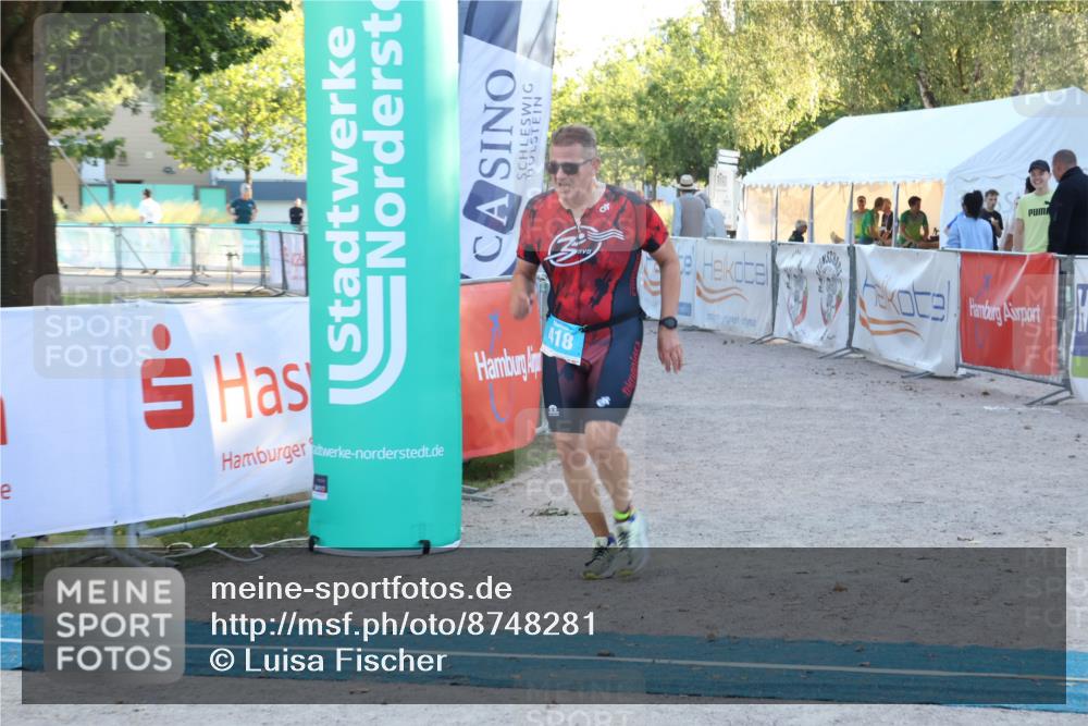 07.09.2025 - 19. Norderstedt Triathlon Luisa Fischer http://msf.ph/oto/8748281 07.09.2025 17:42:58 Ziel 418 meine-sportfotos.de