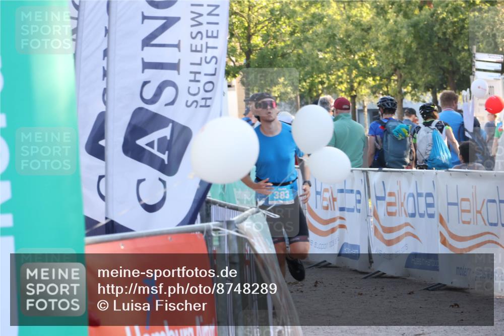 07.09.2025 - 19. Norderstedt Triathlon Luisa Fischer http://msf.ph/oto/8748289 07.09.2025 17:43:41 Ziel 383 meine-sportfotos.de