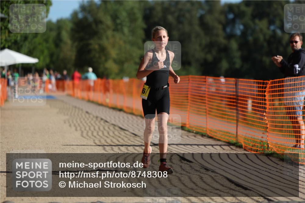 07.09.2025 - 19. Norderstedt Triathlon Michael Strokosch http://msf.ph/oto/8748308 07.09.2025 09:46:37 Laufen 616 meine-sportfotos.de