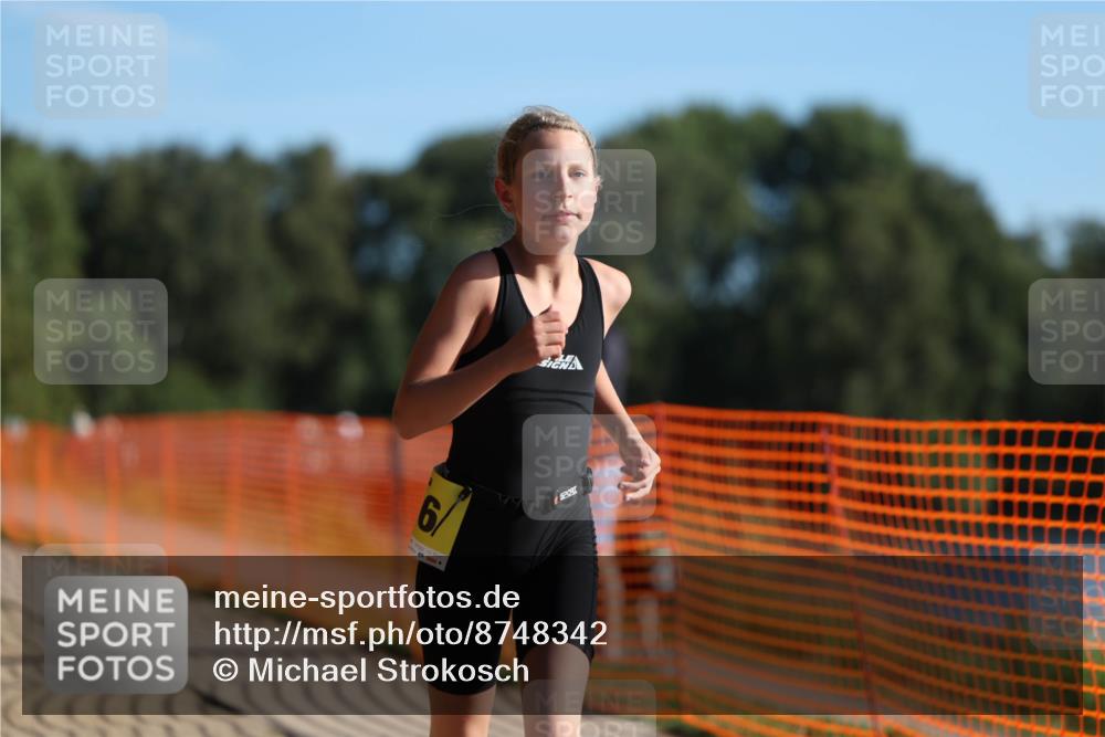 07.09.2025 - 19. Norderstedt Triathlon Michael Strokosch http://msf.ph/oto/8748342 07.09.2025 09:46:39 Laufen 616 meine-sportfotos.de