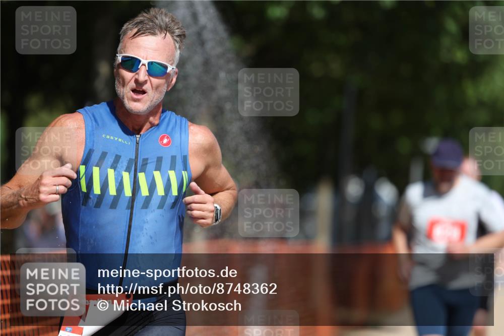 07.09.2025 - 19. Norderstedt Triathlon Michael Strokosch http://msf.ph/oto/8748362 07.09.2025 12:39:14 Laufen 791, 826, 849 meine-sportfotos.de