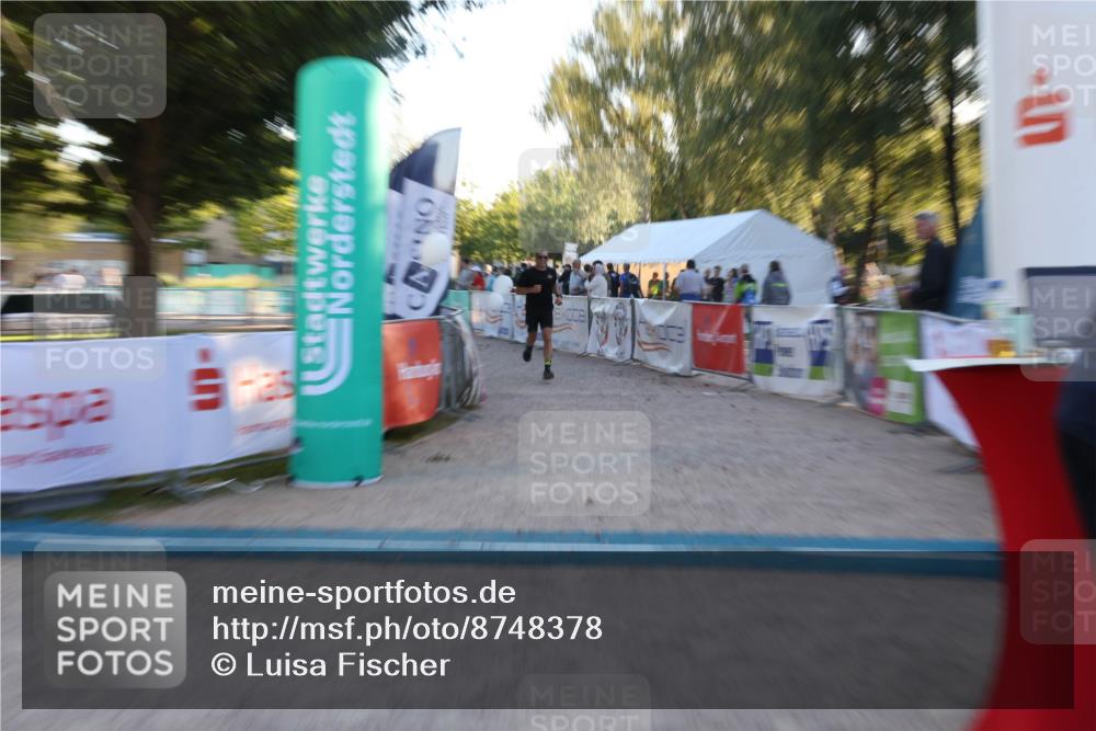07.09.2025 - 19. Norderstedt Triathlon Luisa Fischer http://msf.ph/oto/8748378 07.09.2025 17:43:51 Ziel 383, 429, 952, 1448 meine-sportfotos.de