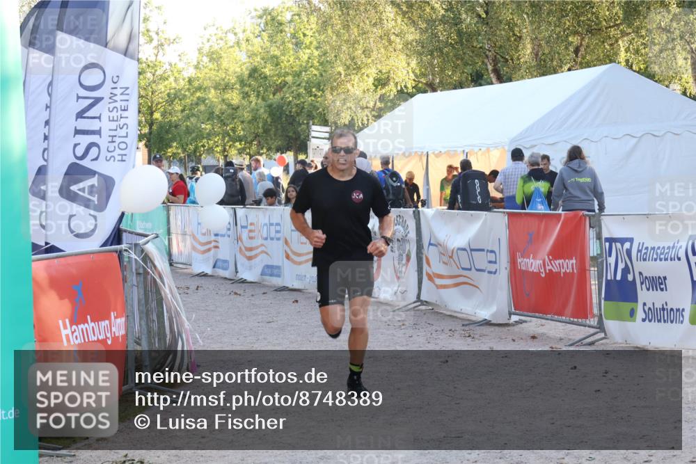 07.09.2025 - 19. Norderstedt Triathlon Luisa Fischer http://msf.ph/oto/8748389 07.09.2025 17:43:53 Ziel 429, 952, 1448 meine-sportfotos.de