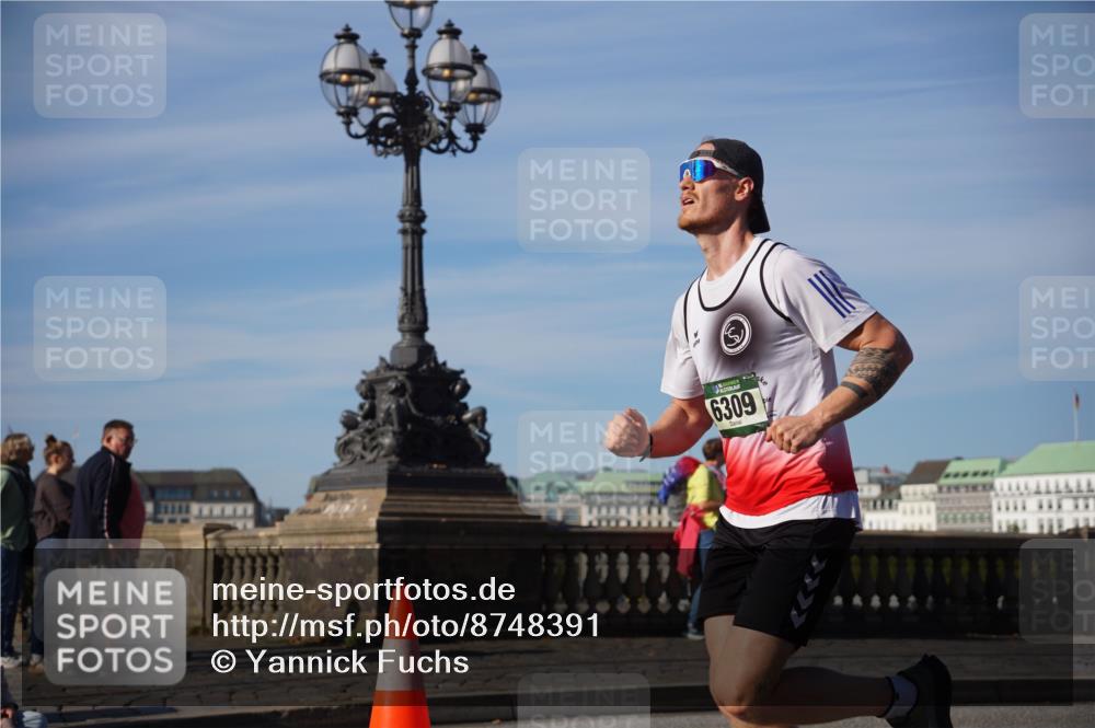 07.09.2025 - BARMER Alsterlauf Yannick Fuchs http://msf.ph/oto/8748391 07.09.2025 09:33:12 Laufen 6309 meine-sportfotos.de