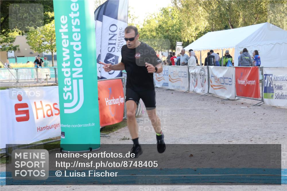 07.09.2025 - 19. Norderstedt Triathlon Luisa Fischer http://msf.ph/oto/8748405 07.09.2025 17:43:54 Ziel 429, 952, 1448 meine-sportfotos.de