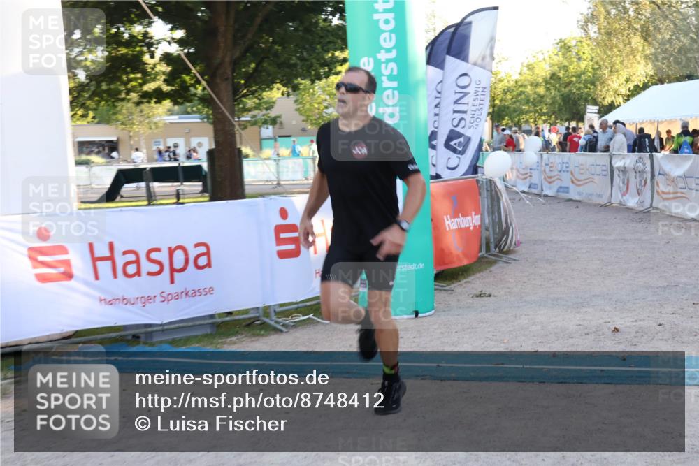 07.09.2025 - 19. Norderstedt Triathlon Luisa Fischer http://msf.ph/oto/8748412 07.09.2025 17:43:55 Ziel 952, 1448 meine-sportfotos.de