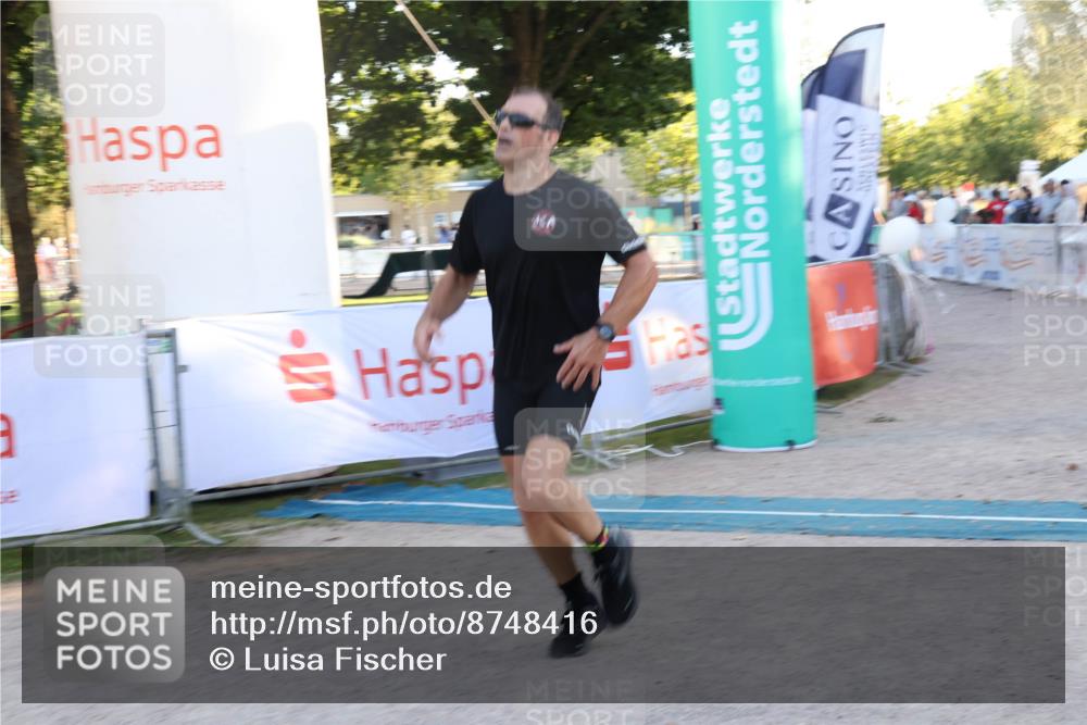 07.09.2025 - 19. Norderstedt Triathlon Luisa Fischer http://msf.ph/oto/8748416 07.09.2025 17:43:56 Ziel 1448 meine-sportfotos.de