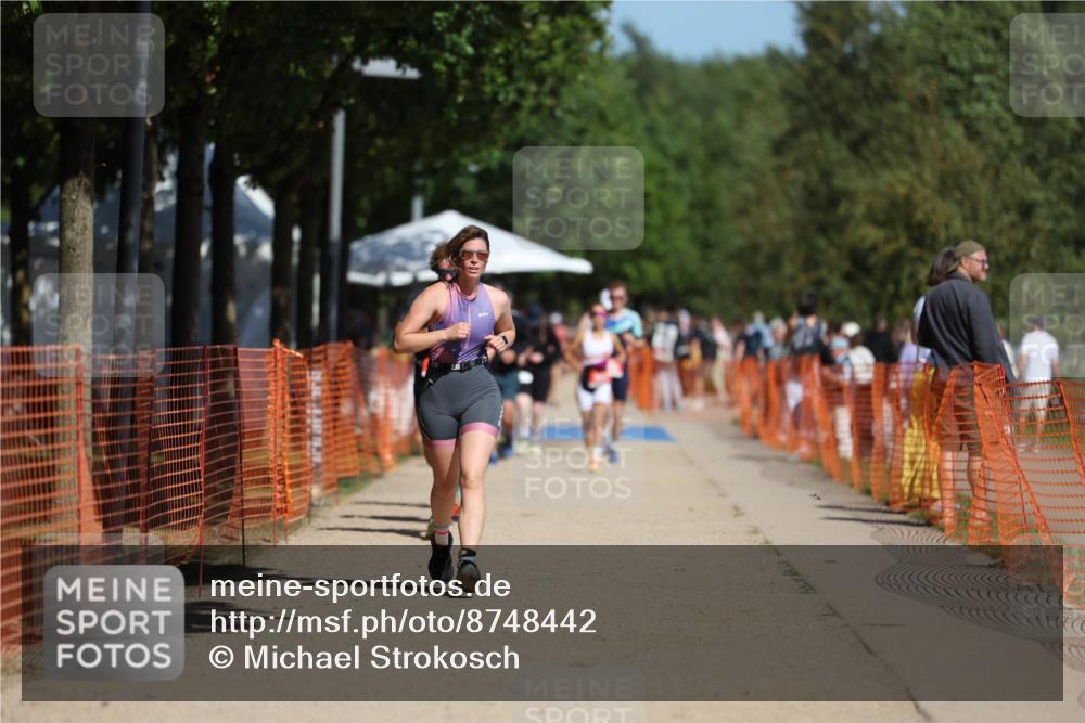 07.09.2025 - 19. Norderstedt Triathlon Michael Strokosch http://msf.ph/oto/8748442 07.09.2025 12:39:40 Laufen 748, 763 meine-sportfotos.de