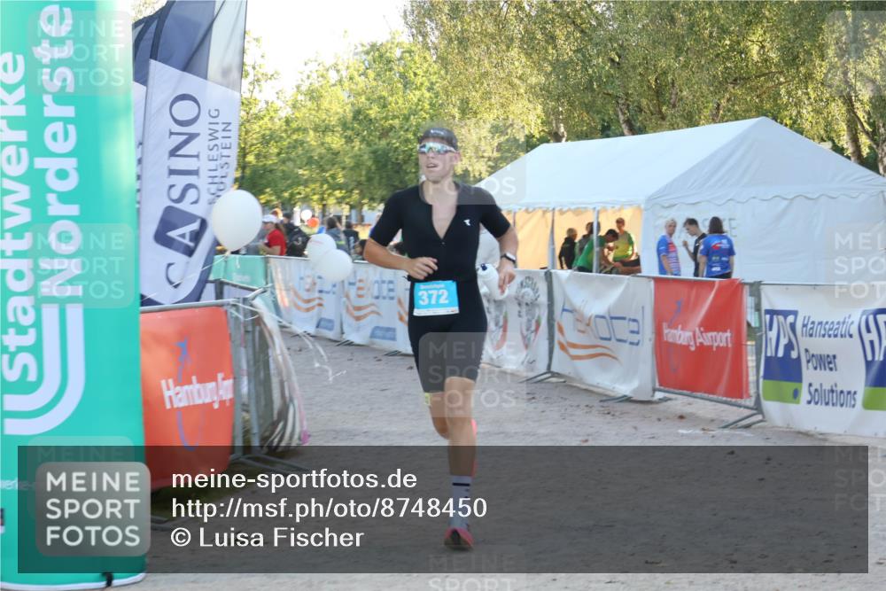 07.09.2025 - 19. Norderstedt Triathlon Luisa Fischer http://msf.ph/oto/8748450 07.09.2025 17:44:06 Ziel 372 meine-sportfotos.de