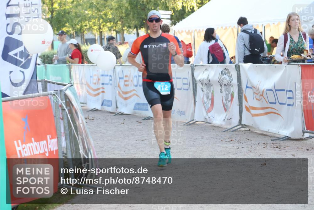 07.09.2025 - 19. Norderstedt Triathlon Luisa Fischer http://msf.ph/oto/8748470 07.09.2025 17:44:24 Ziel 412 meine-sportfotos.de
