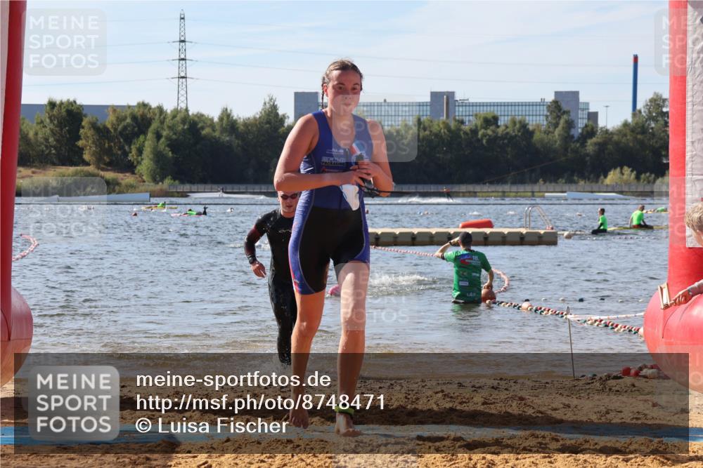 07.09.2025 - 19. Norderstedt Triathlon Luisa Fischer http://msf.ph/oto/8748471 07.09.2025 10:52:01 Schwimmen 1164, 1178, 1340, 1390 meine-sportfotos.de