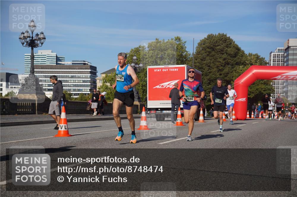 07.09.2025 - BARMER Alsterlauf Yannick Fuchs http://msf.ph/oto/8748474 07.09.2025 09:33:17 Laufen 5785, 6212, 2680, 5142 meine-sportfotos.de