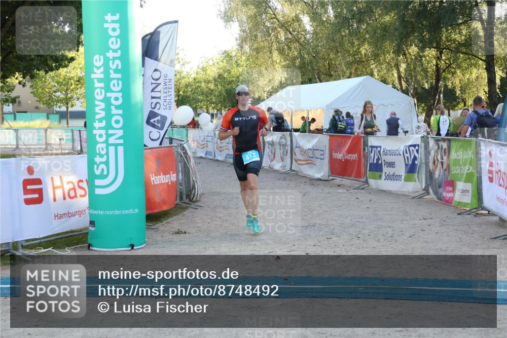 07.09.2025 - 19. Norderstedt Triathlon Luisa Fischer http://msf.ph/oto/8748492 07.09.2025 17:44:26 Ziel 412 meine-sportfotos.de