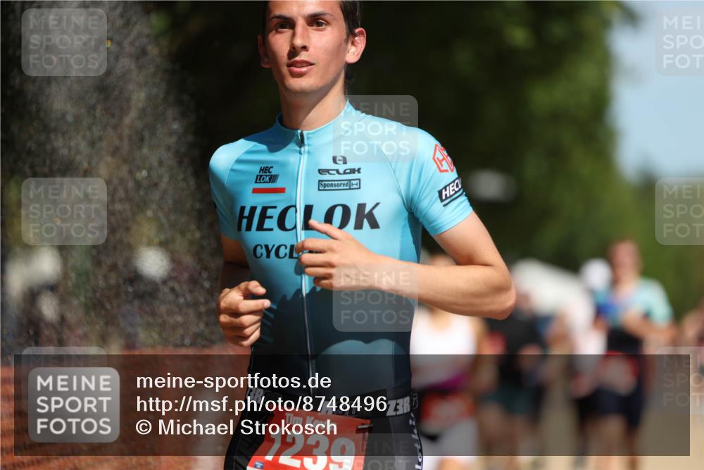 07.09.2025 - 19. Norderstedt Triathlon Michael Strokosch http://msf.ph/oto/8748496 07.09.2025 12:39:51 Laufen 243, 748, 767, 778, 856, 1239, 1255, 1276 meine-sportfotos.de