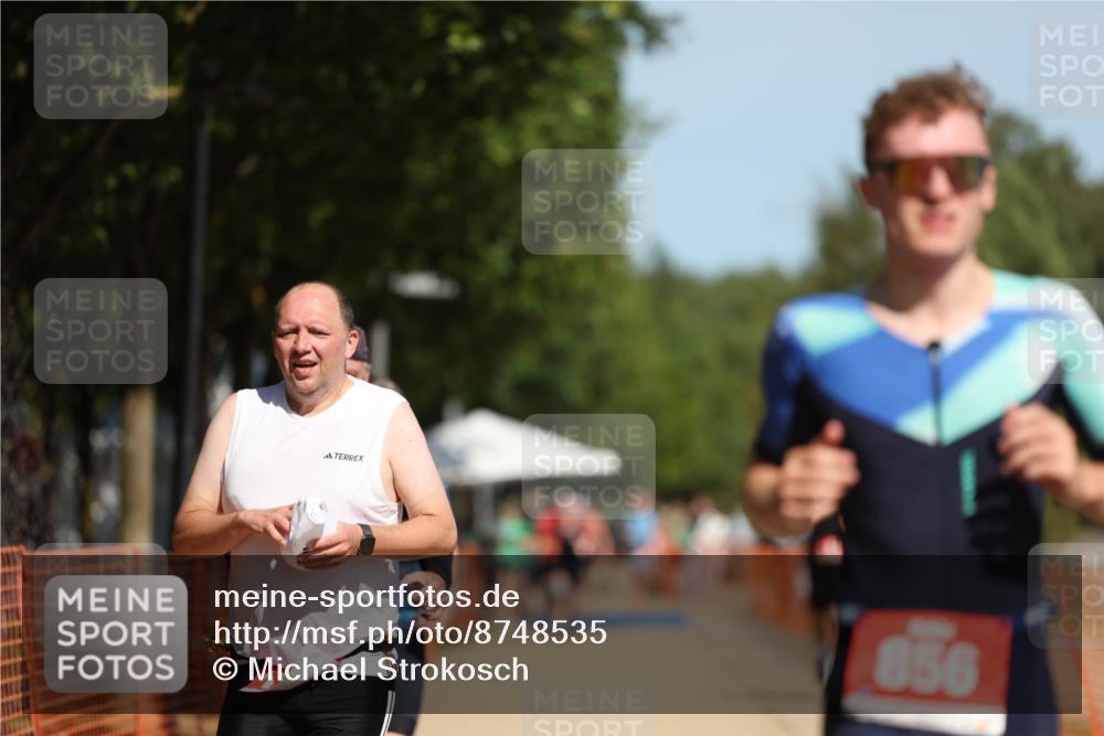 07.09.2025 - 19. Norderstedt Triathlon Michael Strokosch http://msf.ph/oto/8748535 07.09.2025 12:39:56 Laufen 243, 767, 852, 856, 1255, 1276, 1359 meine-sportfotos.de