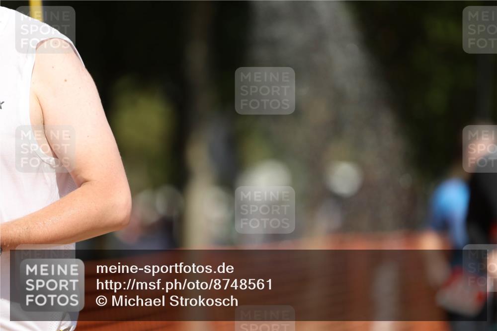 07.09.2025 - 19. Norderstedt Triathlon Michael Strokosch http://msf.ph/oto/8748561 07.09.2025 12:39:58 Laufen 243, 852, 856, 1255, 1276, 1359 meine-sportfotos.de