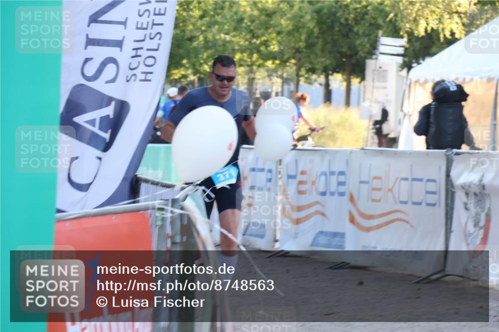 07.09.2025 - 19. Norderstedt Triathlon Luisa Fischer http://msf.ph/oto/8748563 07.09.2025 17:48:42 Ziel  meine-sportfotos.de